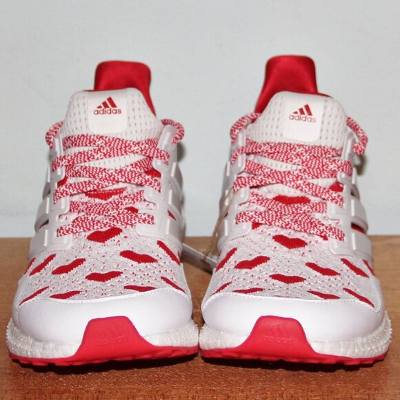 Adidas UltraBoost 1.0 Valentine's Day Running Shoes Womens 9 White Red - Picture 4 of 6